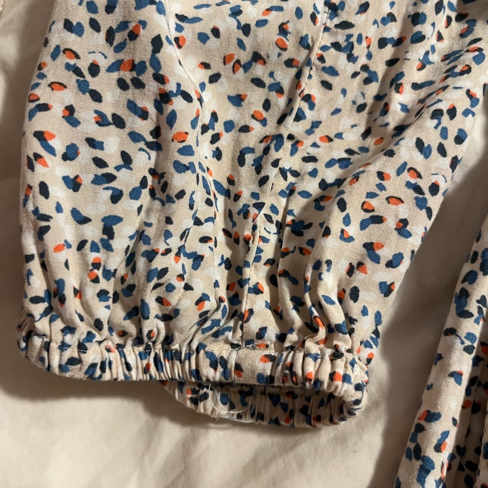 Patterned Dress - Picture 6 of 6